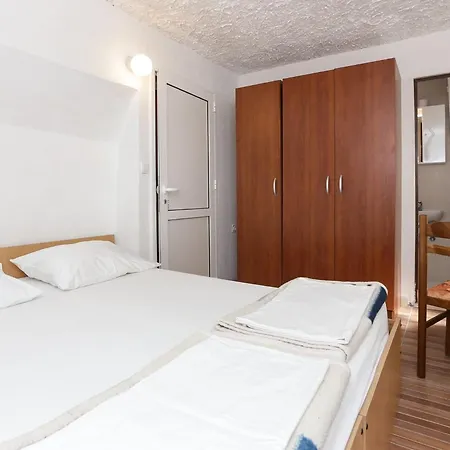 Апартаменты Lapad View - Duplex Economy Two Bedroom With Terrace Дубровник